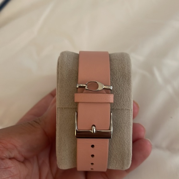 Coach Perry Quartz Pink Mother of Pearl Watch - Picture 2 of 4